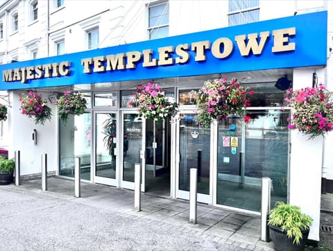 Property building, Facade/entrance, Property logo or sign, Street view