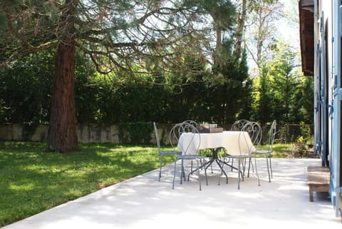 Garden, Balcony/Terrace