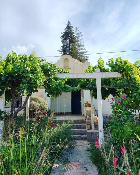 Property building, Facade/entrance, Garden
