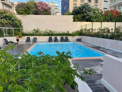 Pool view, Swimming pool