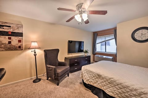 2 Blocks to Light Rail Denver Unit with Kitchenette Apartment in Greenwood Village