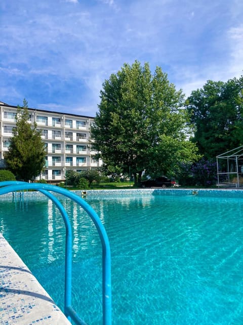 Pool view, Swimming pool