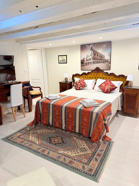 Cà del Traghetto Apartment in San Marco