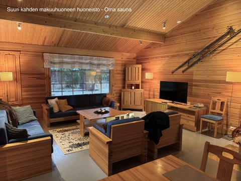 Communal lounge/ TV room, TV and multimedia, Living room, Seating area