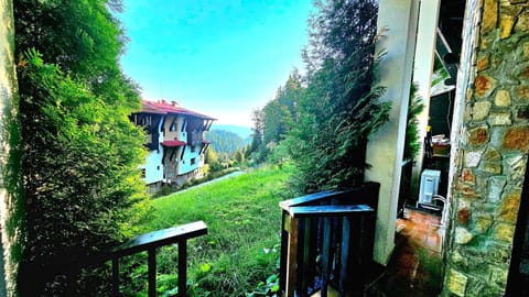 View (from property/room), View (from property/room)