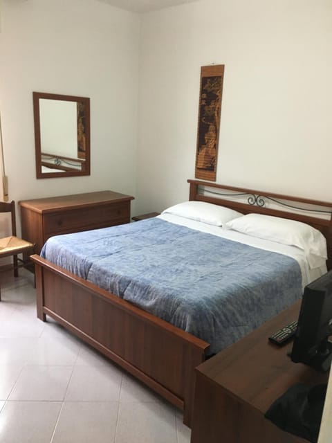 Appartamento MIRAMARE, 2 camere, cucina, bagno, Apartment in Ventimiglia