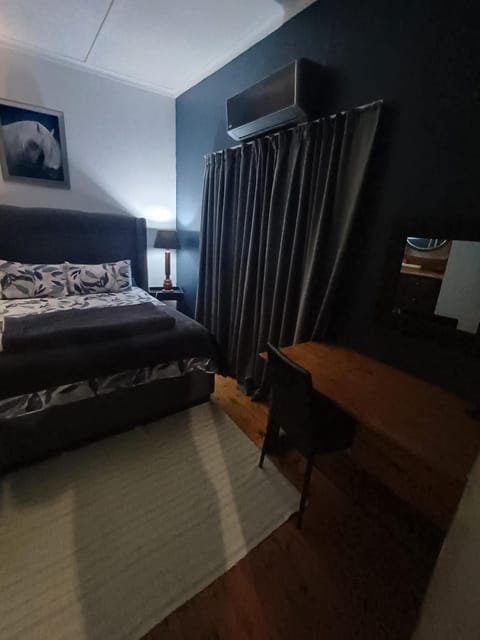 Karoo Refresh Cheerful 2 Bedroom House Villa in Western Cape