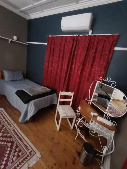 Karoo Refresh Cheerful 2 Bedroom House Villa in Western Cape
