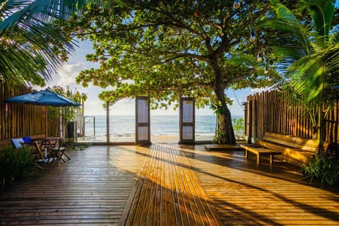 Restaurant/places to eat, Day, Beach, Sea view