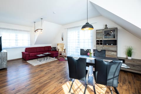 Living room, Seating area, Dining area