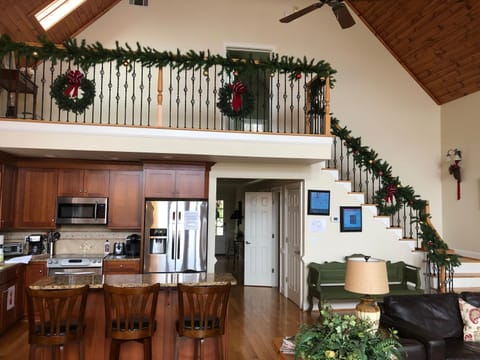 Lake views galore from balconies right on the lake and drought-proof deep water Chalet in Lake Lanier