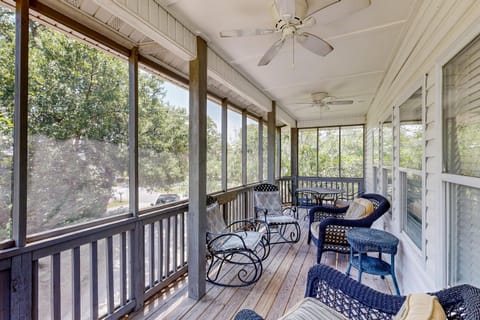 Shady Retreat House in Tybee Island