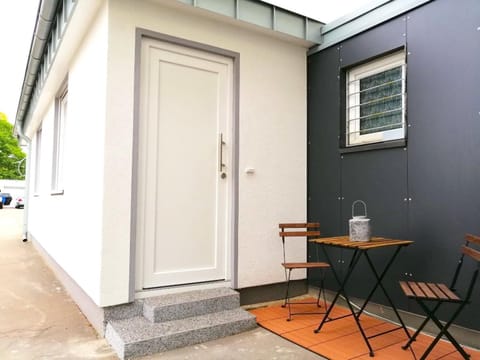 Apartment - Modern, gemütlich, eigener Parkplatz Apartment in Bergisch Gladbach