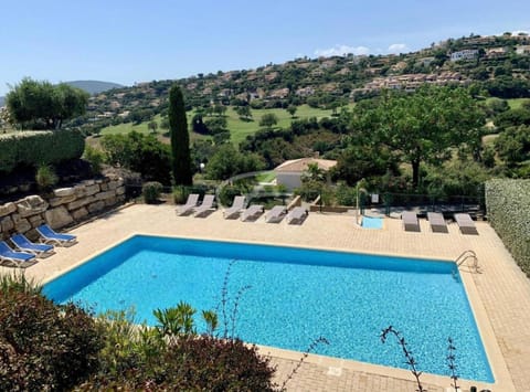 Spring, Day, Natural landscape, Golfcourse, Mountain view, Pool view, Swimming pool, sunbed