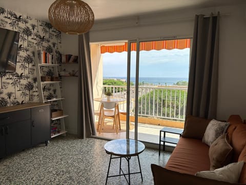 Appartement vue mer au Lavandou Apartment in Le Lavandou