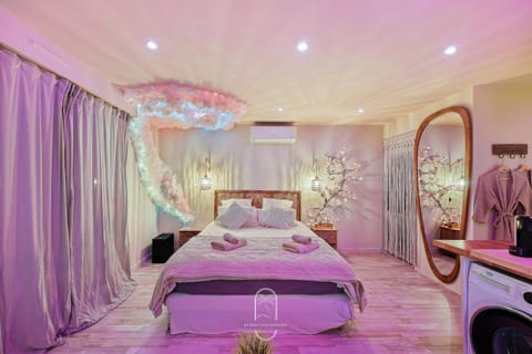 Living room, Bedroom, air conditioner
