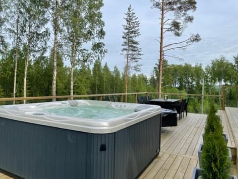 Villa Lyxfällan House in Uusimaa