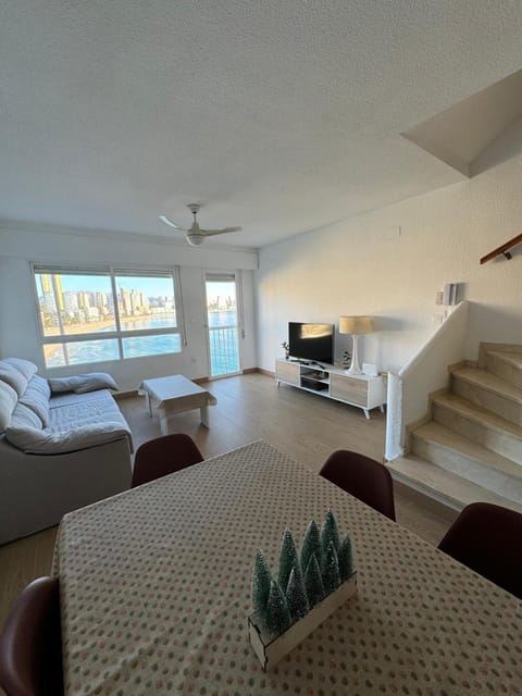 Bonito triplex con increíbles vistas House in Benidorm