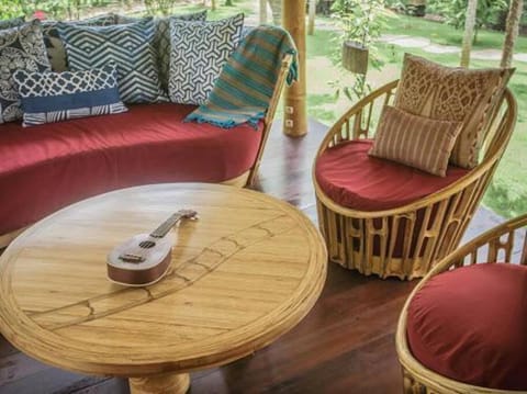 Pondok Kebun - 1 bd Eco Bamboo House, Pool, Garden Villa in Abiansemal