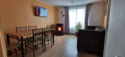 Communal lounge/ TV room, Dining area