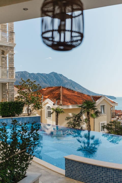 The Dream Getaway & Spa by DeVasco Apartment in Budva Municipality