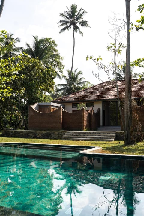 Property building, Garden, Pool view, Swimming pool, Sunrise