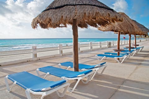 Beach, Swimming pool
