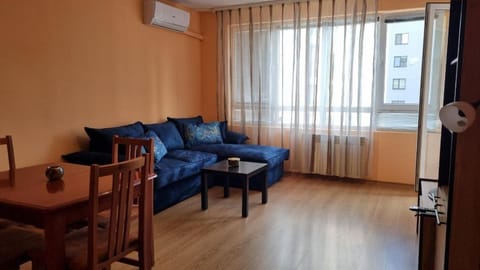 Апартамент Орхид Хилс Apartment in Varna