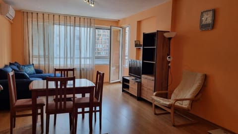Апартамент Орхид Хилс Apartment in Varna