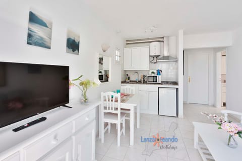 TV and multimedia, Kitchen or kitchenette, Dining area