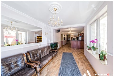 Lobby or reception, Lounge or bar, Seating area