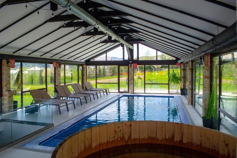 Spa and wellness centre/facilities, Swimming pool, sunbed