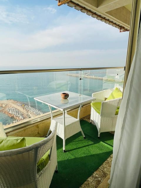Day, Natural landscape, View (from property/room), Balcony/Terrace, Seating area, Sea view