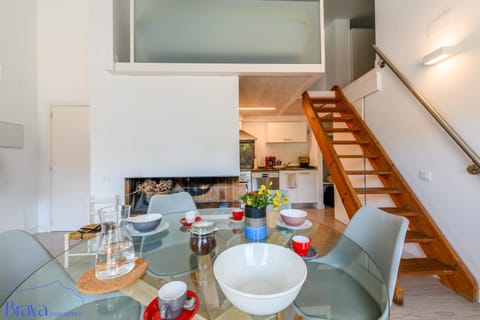 Dining area, kitchen