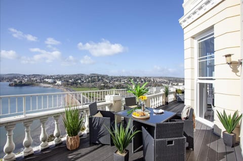 Balcony/Terrace, Dining area, Sea view