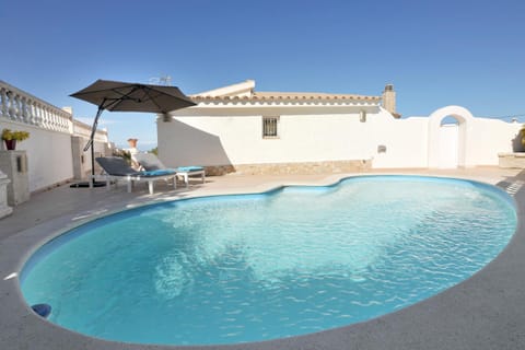 Property building, Pool view, Swimming pool