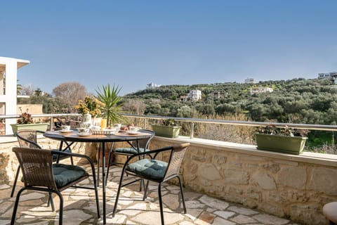 Balcony/Terrace, Balcony/Terrace