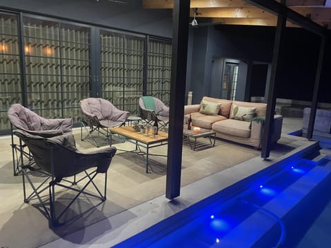 Patio, Balcony/Terrace, Swimming pool, Internal: Not applicable to any particular room