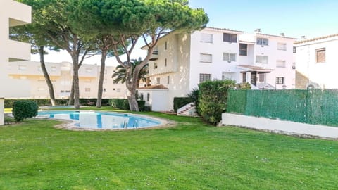 Garden, Swimming pool, Swimming pool