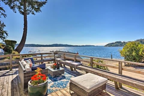 Gig Harbor House with Private Beach and Views! House in Puget Sound