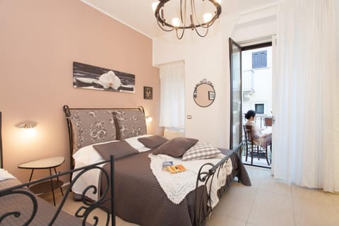 Staff, Balcony/Terrace, Photo of the whole room