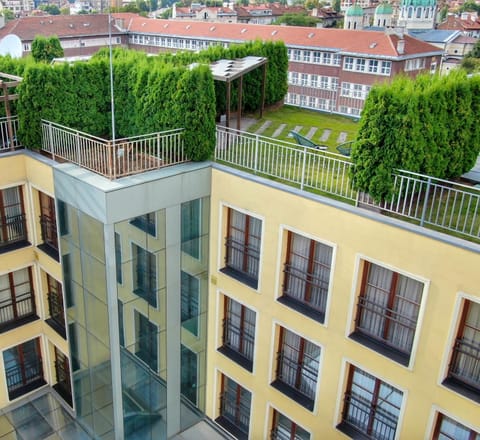 Property building, View (from property/room), Balcony/Terrace, City view