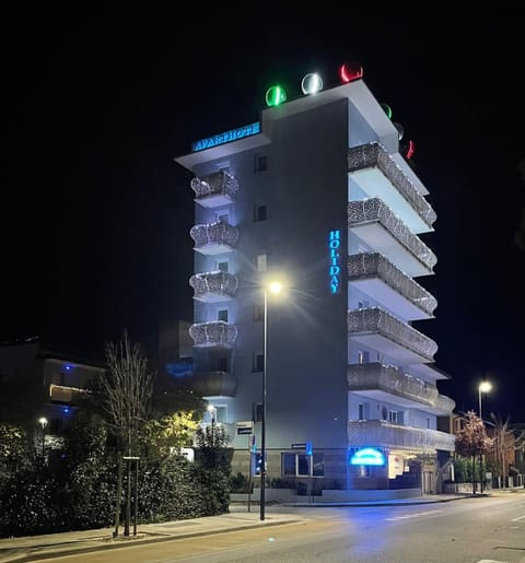 Property building, Night, Location