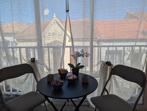 Patio, View (from property/room), Seating area, Dining area