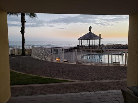 Summer House 103A by Vacation Homes Collection Apartment in Orange Beach