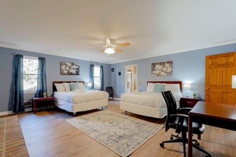 Sweet Retreat-- Mins to Columbia House in Columbia