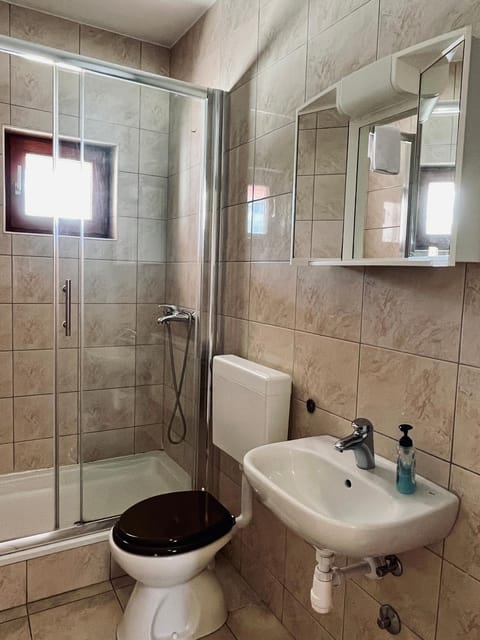 Pink Panther Apartment in Novalja