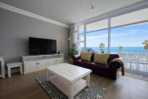TV and multimedia, Balcony/Terrace, Living room, Seating area, Sea view