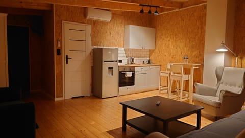 Kitchen or kitchenette, Seating area, Dining area
