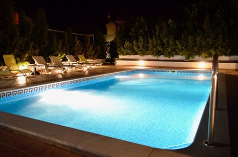 Pool view, Swimming pool, Swimming pool